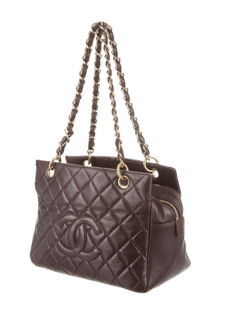 chanel petite timeless tote
